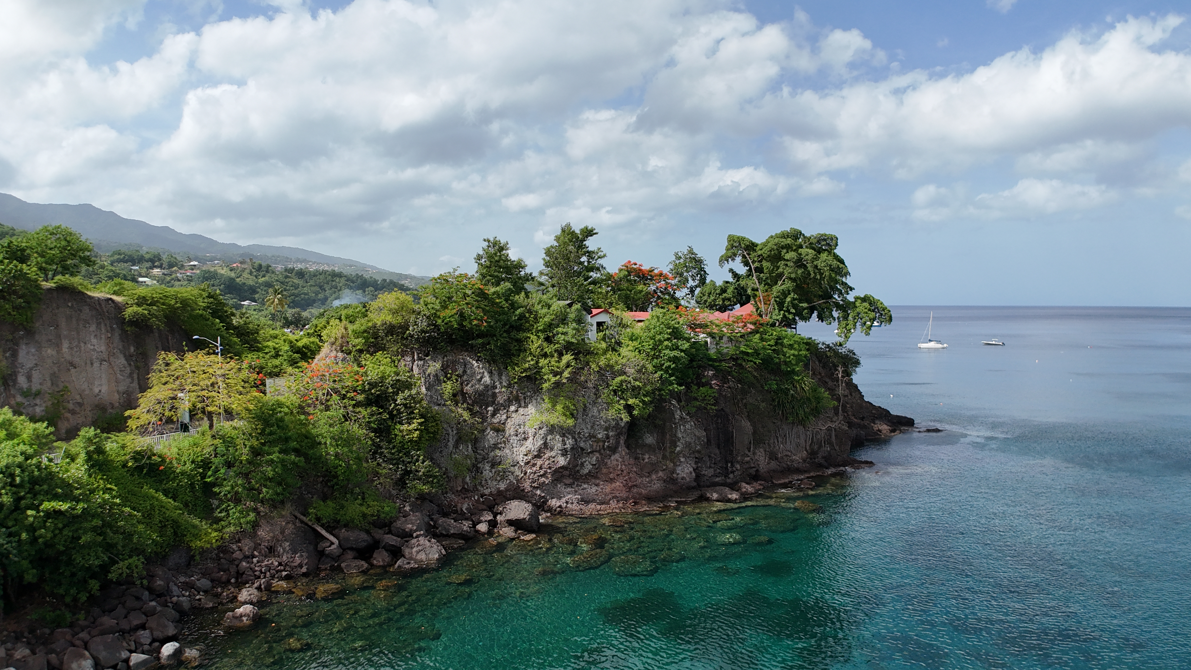 Photographie et vidéo aérienne 4K par drone en Guadeloupe
